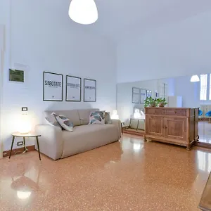 https://mono-apartments-saragozza.emilia-romagnahotels.net