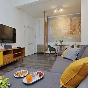 Urbana , Rome Italy