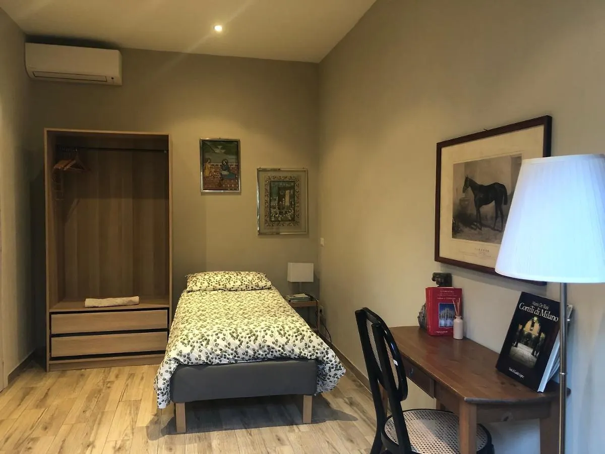 Appartamento Con Terrazza E Posto Auto Libri E Giardini Pero Italie